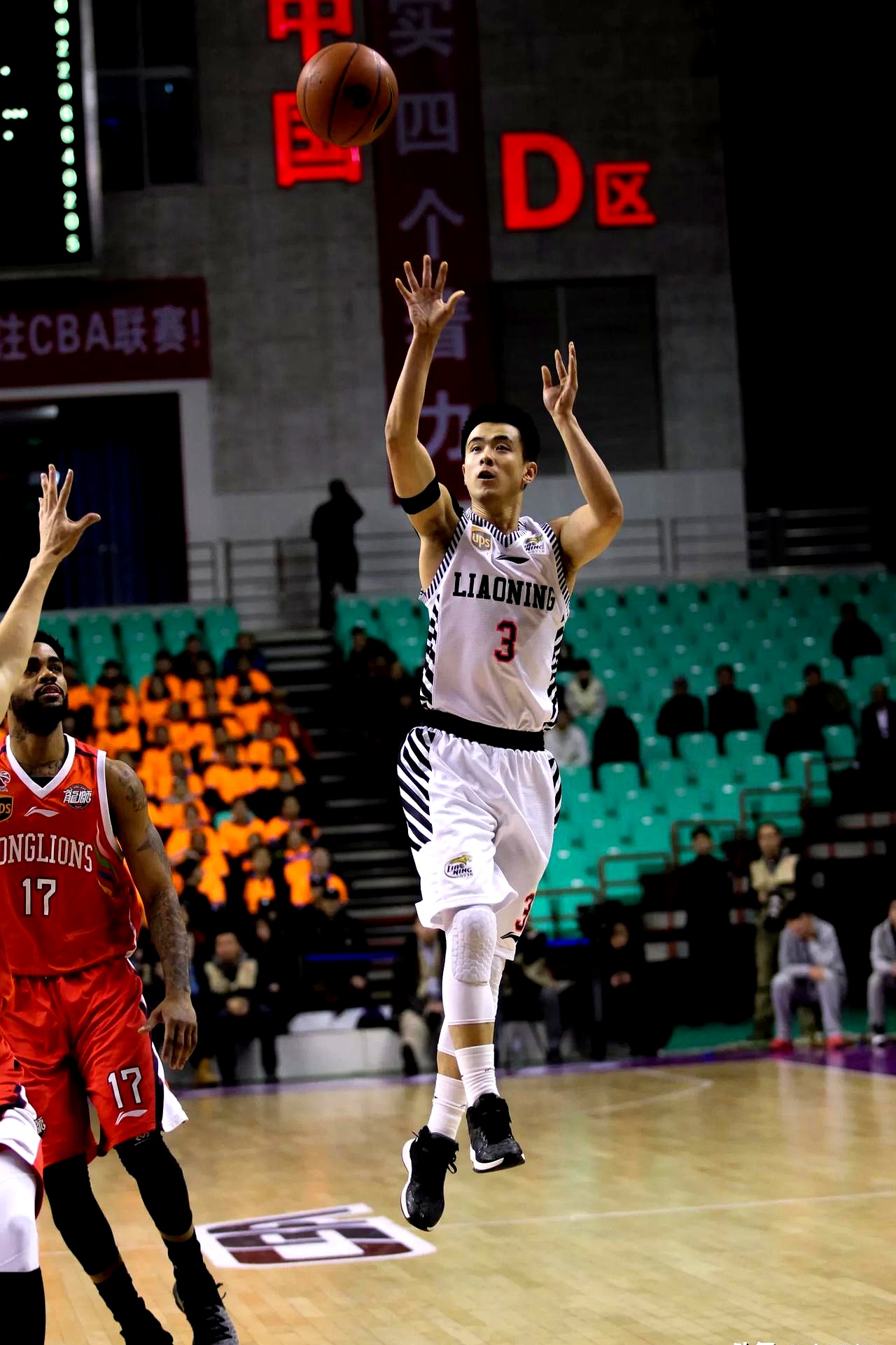 新疆队实现反超获得关键胜利