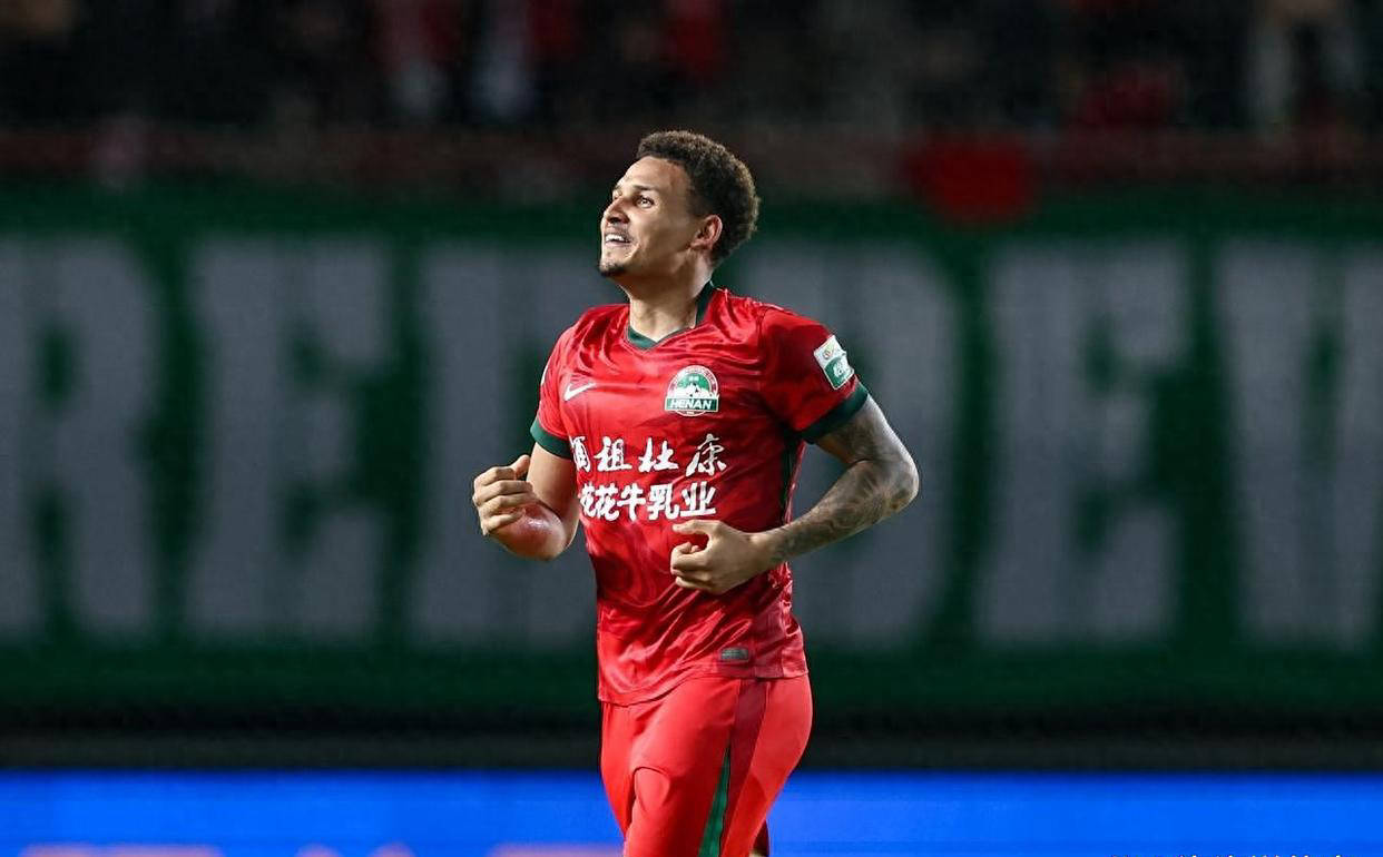 澳客注册-河南队在比赛中全力以赴,赢得胜利