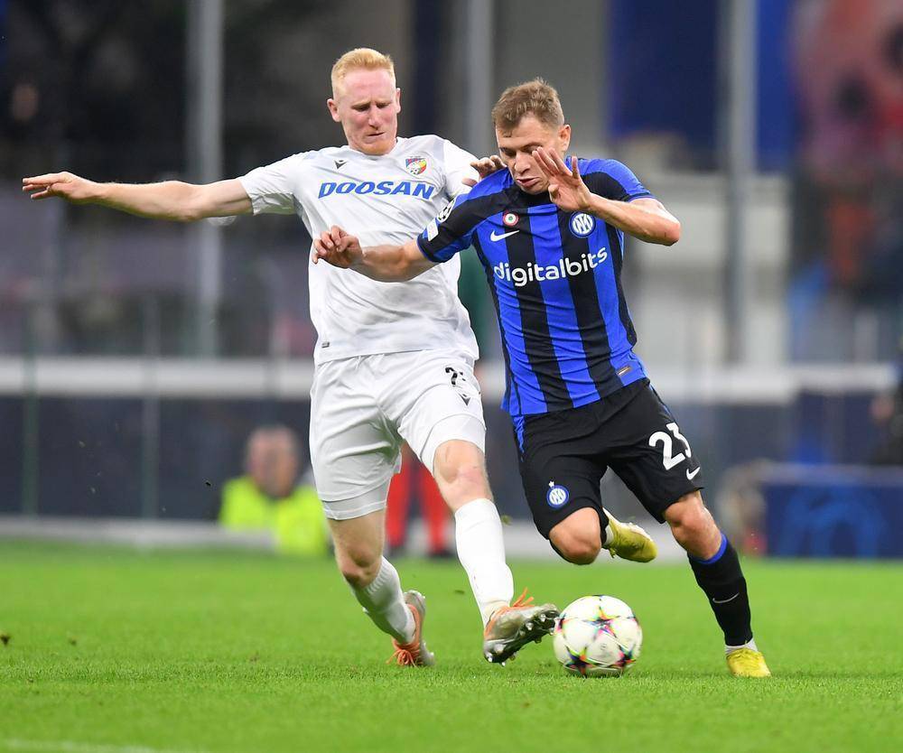 澳客登录-包含意大利队突围成功,高居小组次席的词条