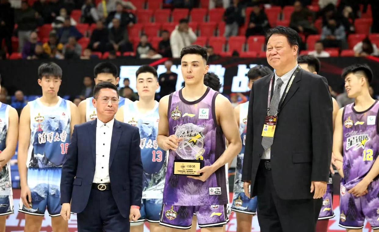 澳客链接-体育赛场赛出新高度,新秀夺冠成为焦点的简单介绍