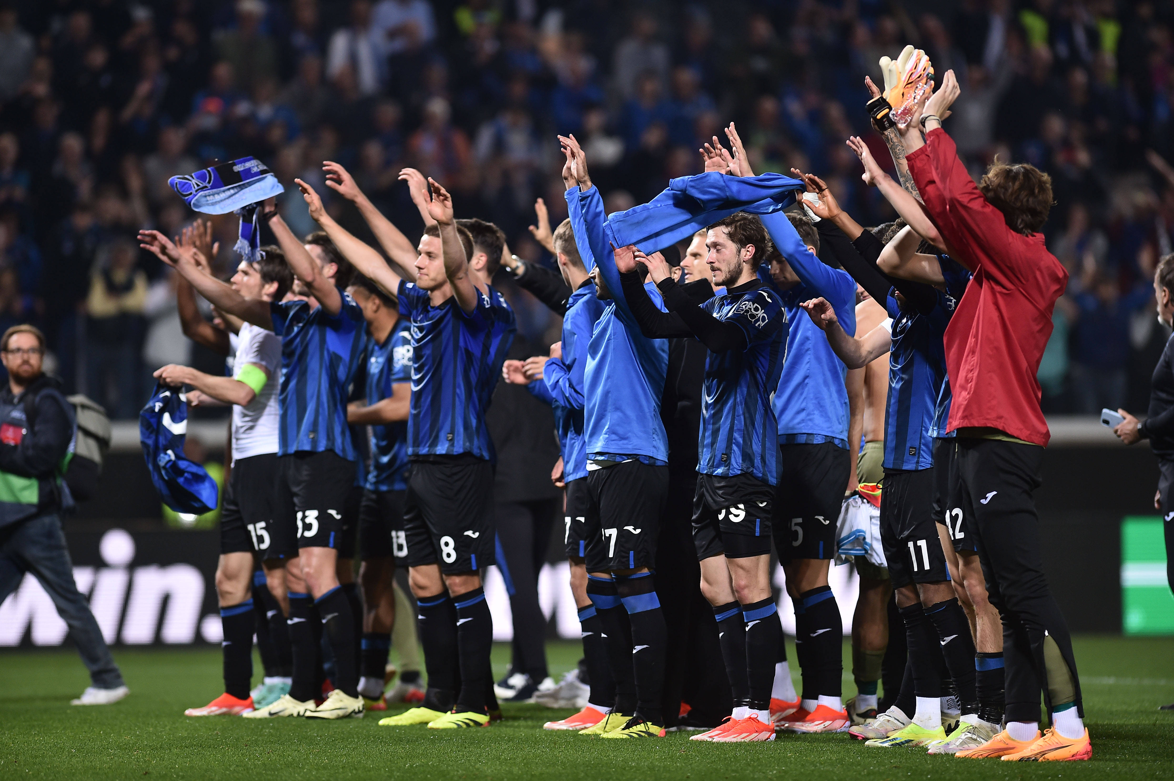 澳客vip注册-AC米兰实力出众,防守稳固冲击榜首的简单介绍